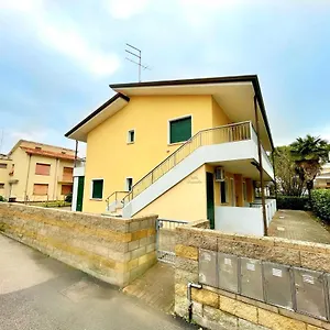 Daniela Carraro Immobiliare - Family Apartment