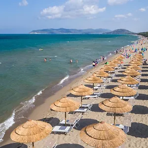  Camping Village Oasi Italië